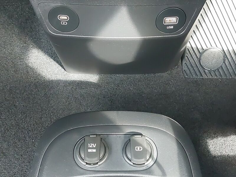 More views of Kia EV6