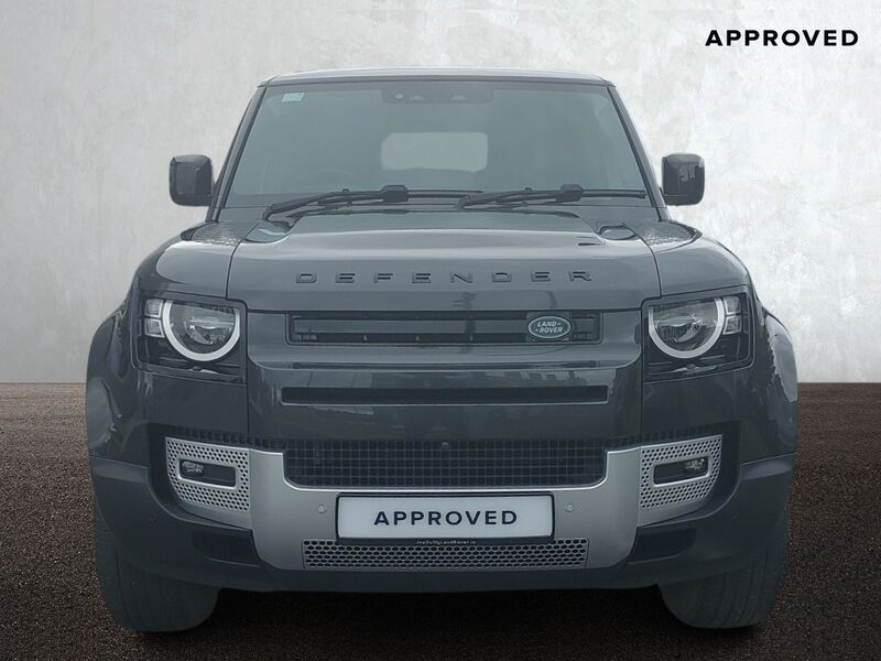 More views of Land Rover Defender