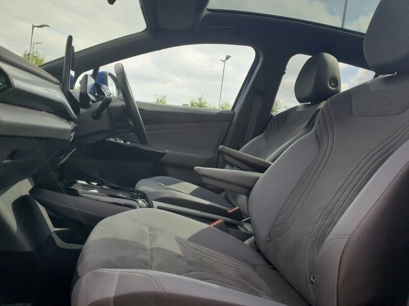 More views of Volkswagen ID.5