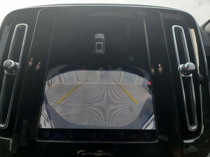 More views of Volvo XC40
