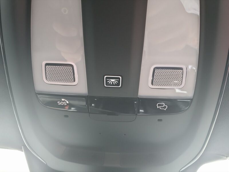 More views of Volvo XC40