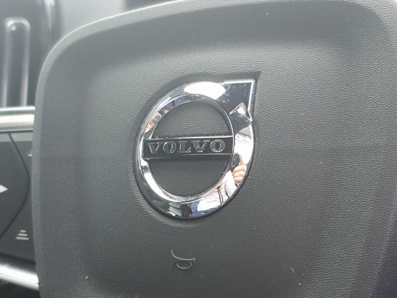 More views of Volvo XC40