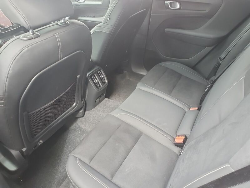 More views of Volvo XC40
