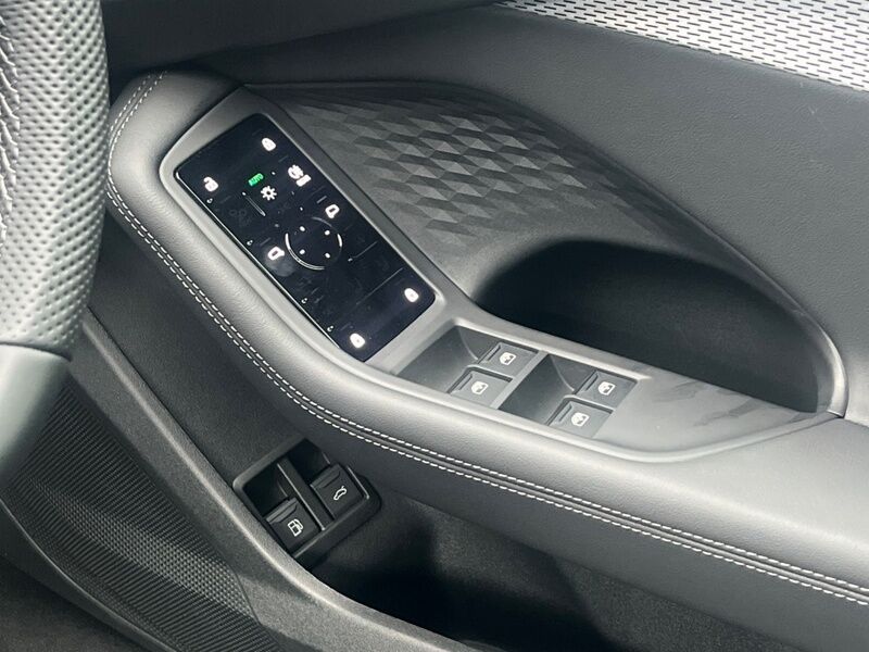 More views of Audi A5