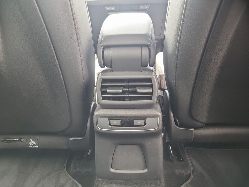 More views of Audi Q4 E-tron