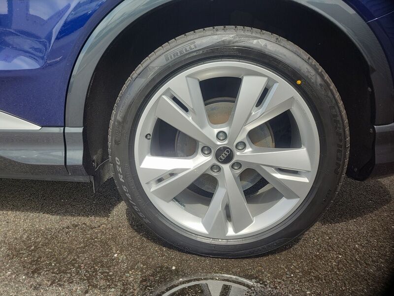 More views of Audi Q4 E-tron