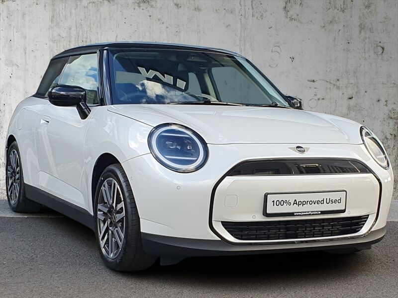More views of MINI Hatch