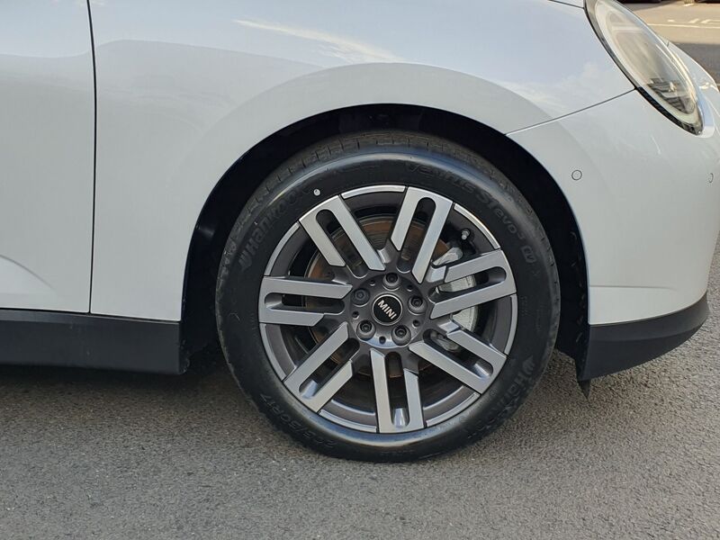 More views of MINI Hatch