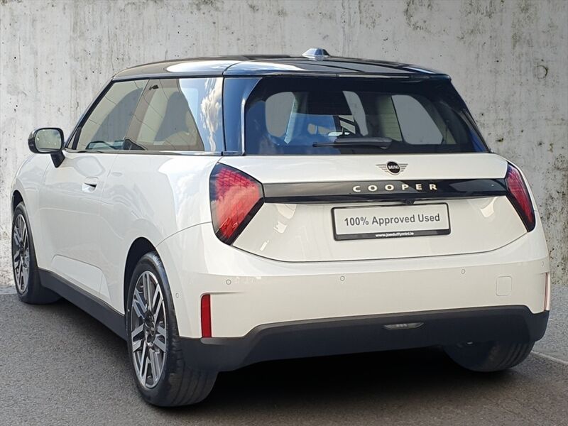 More views of MINI Hatch