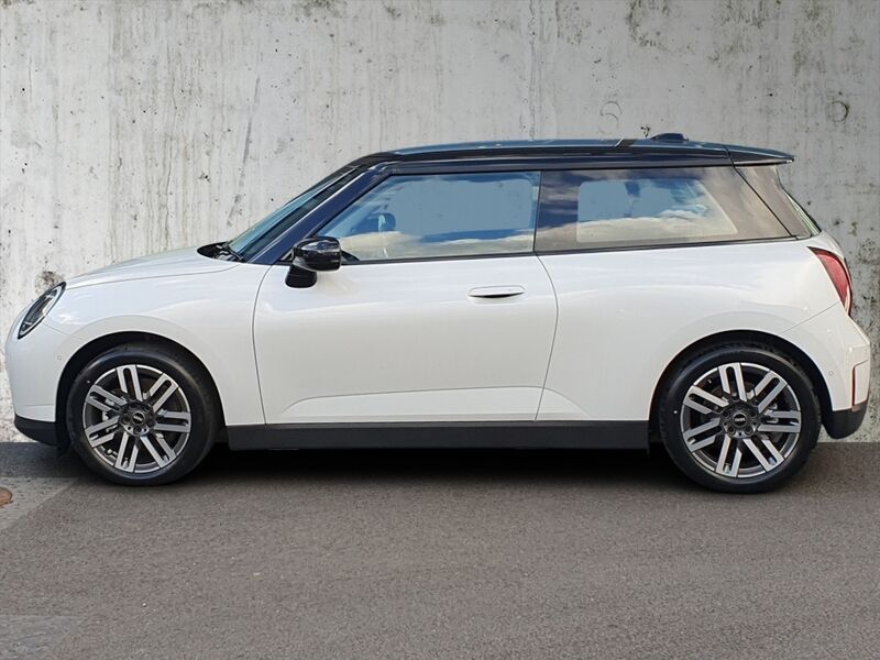 More views of MINI Hatch