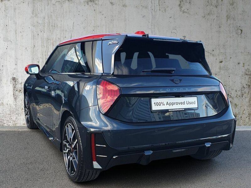 More views of MINI Hatch