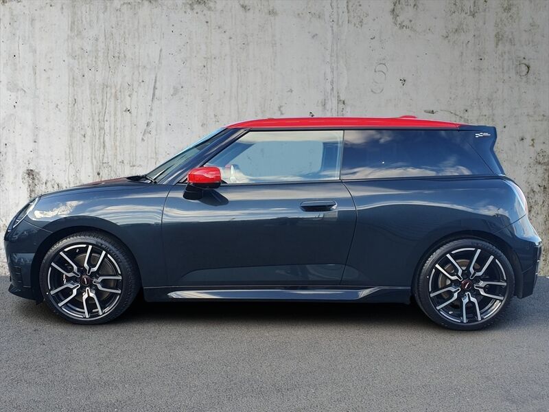 More views of MINI Hatch