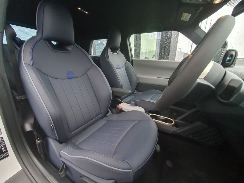 More views of MINI Hatch