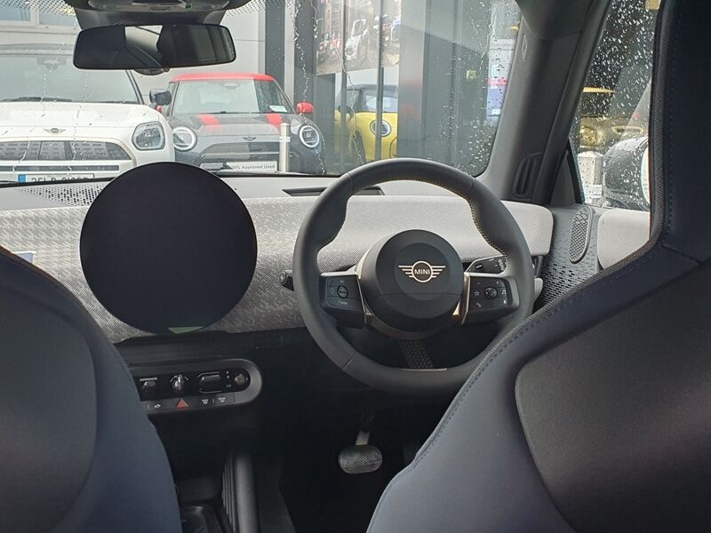 More views of MINI Hatch
