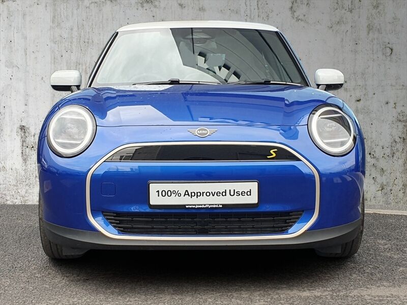 More views of MINI Hatch