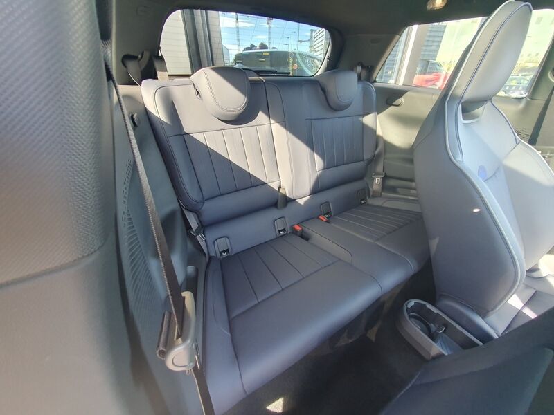 More views of MINI Hatch