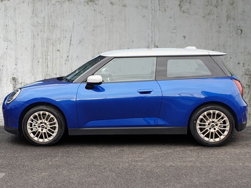 More views of MINI Hatch