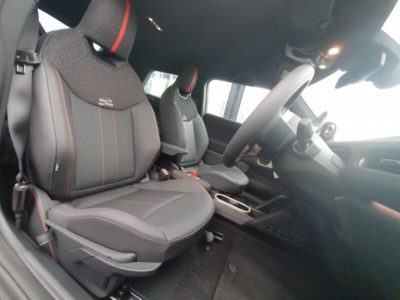 More views of MINI Hatch