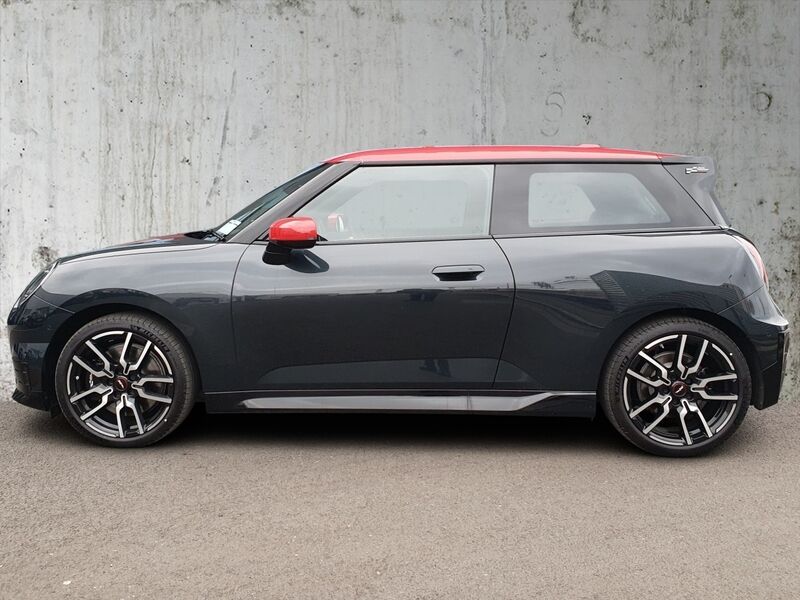 More views of MINI Hatch