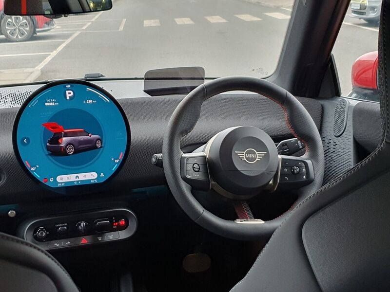 More views of MINI Hatch