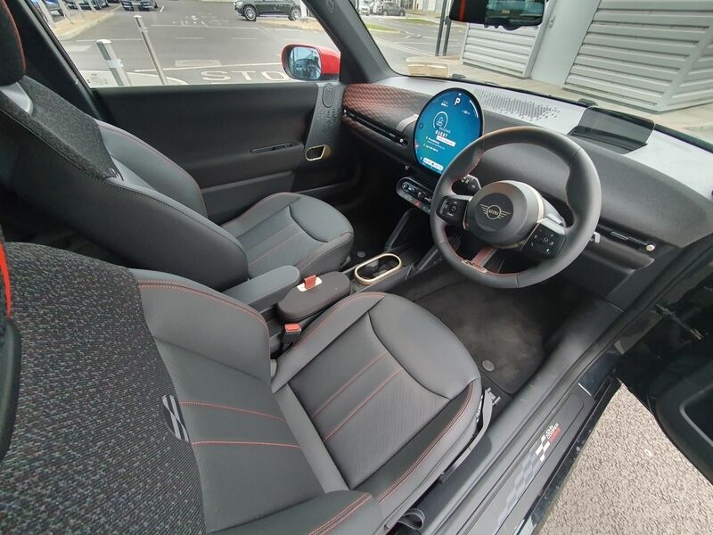 More views of MINI Hatch