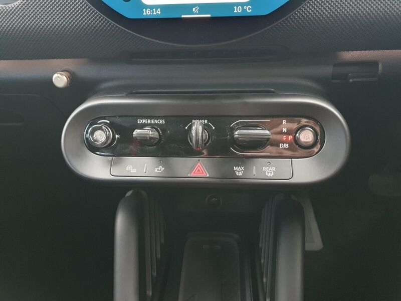 More views of MINI Hatch
