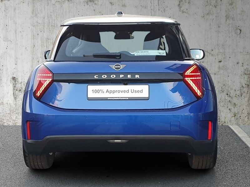 More views of MINI Hatch