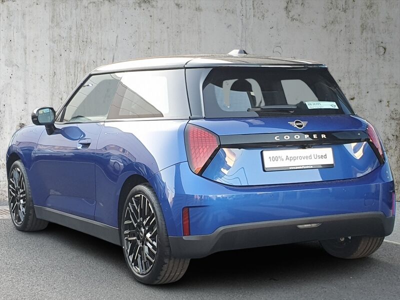 More views of MINI Hatch