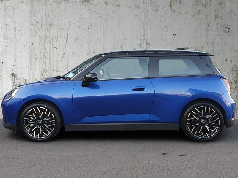 More views of MINI Hatch
