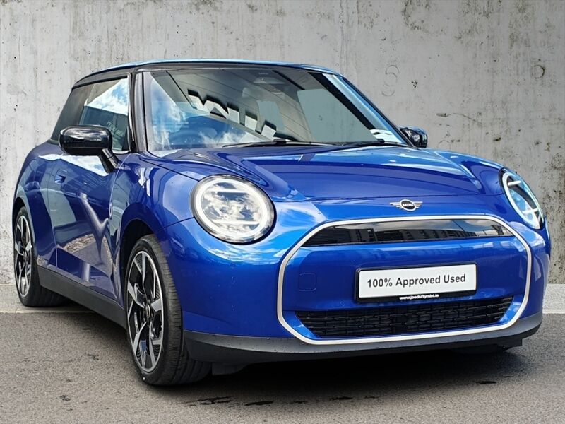 More views of MINI Hatch