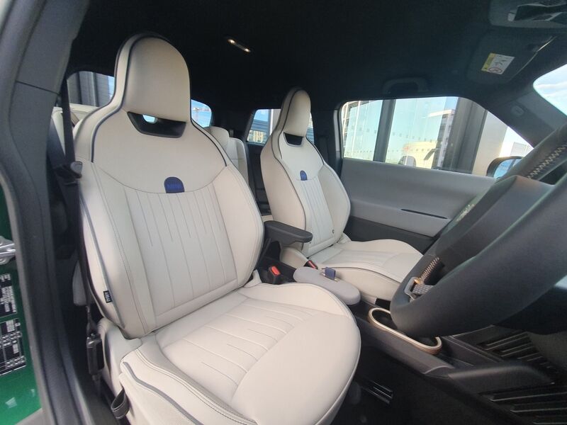 More views of MINI Hatch