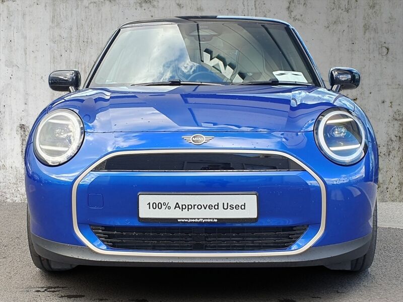 More views of MINI Hatch