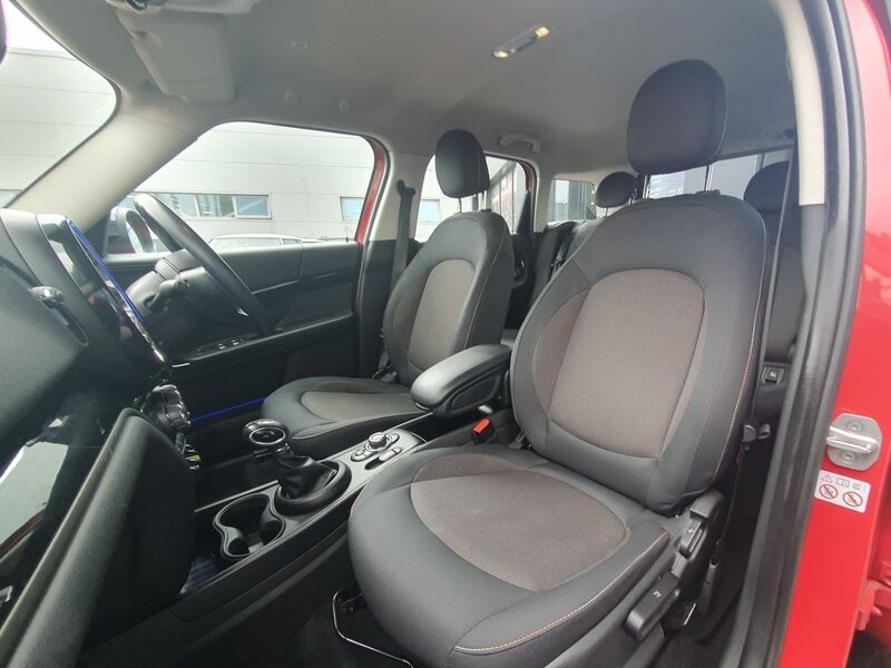 More views of MINI countryman