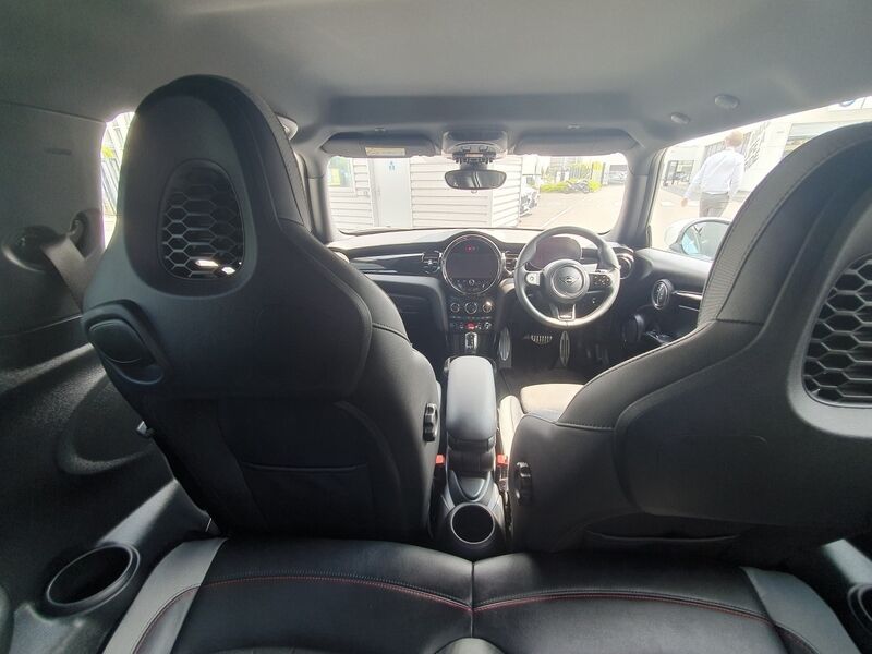 More views of MINI hatch