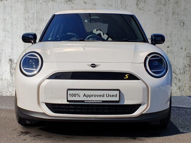 More views of MINI Hatch