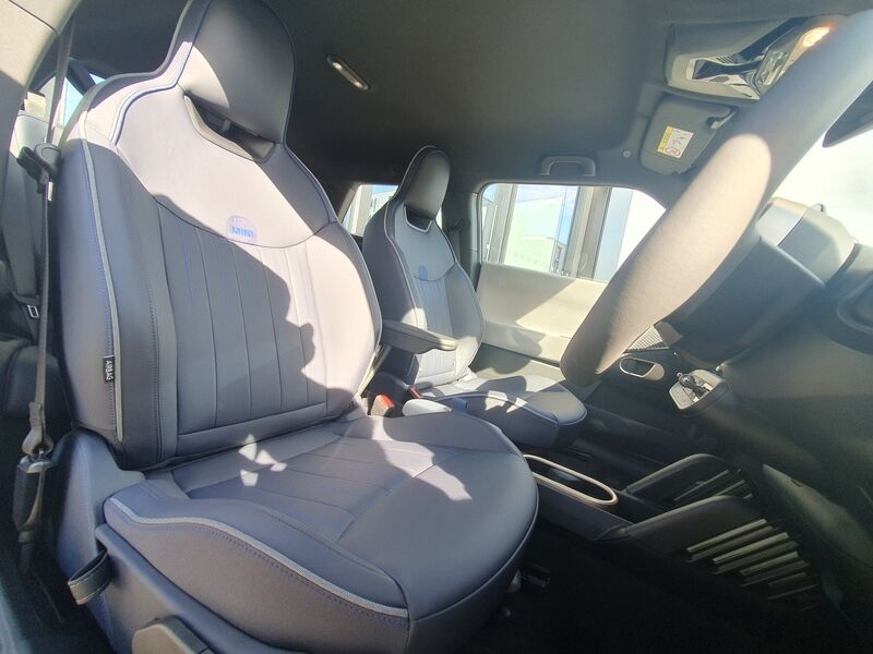 More views of MINI Hatch