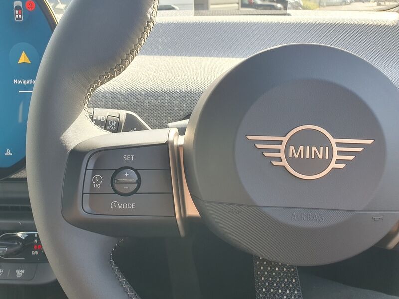 More views of MINI Hatch