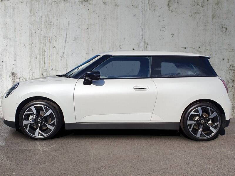 More views of MINI Hatch