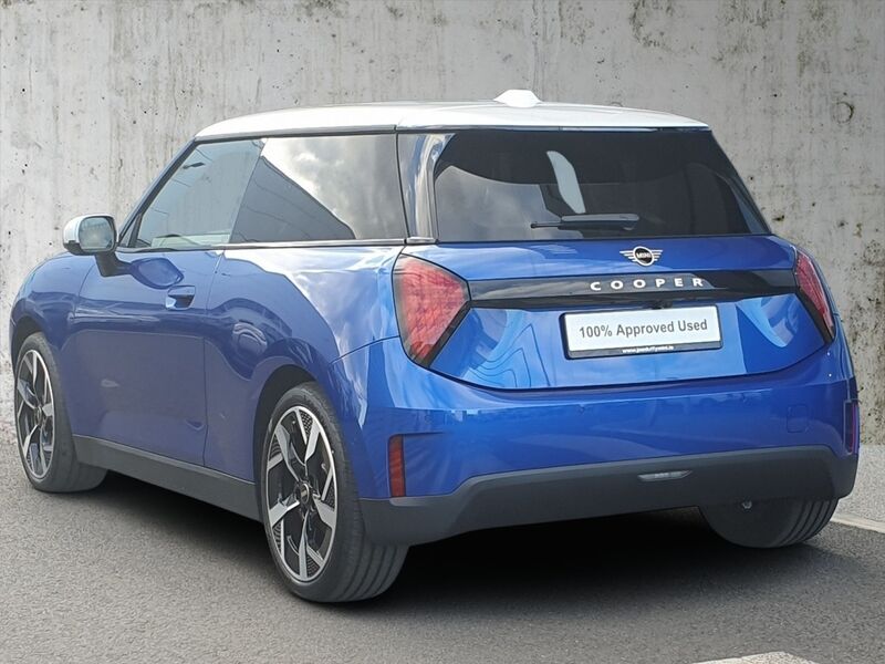 More views of MINI Hatch