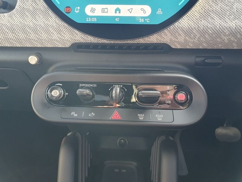 More views of MINI Hatch