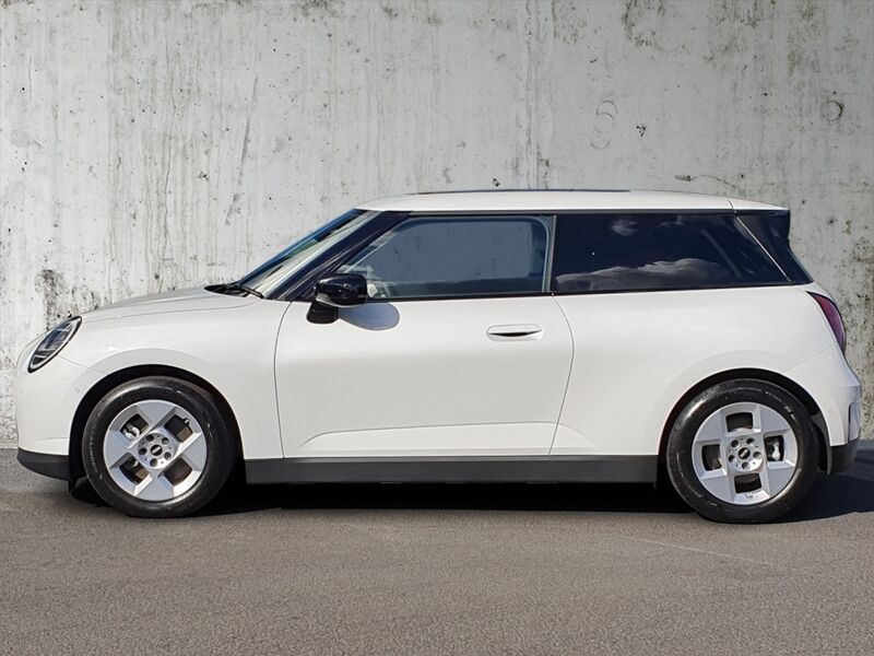 More views of MINI Hatch