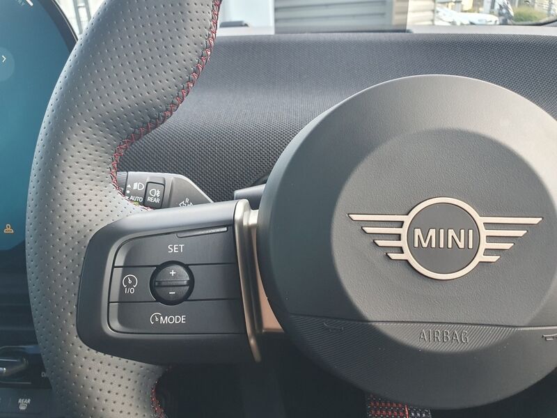 More views of MINI Hatch