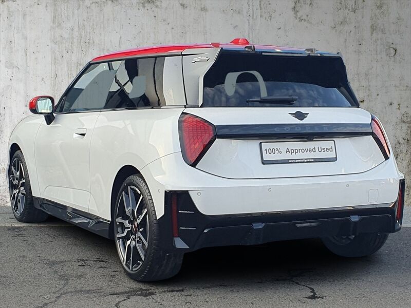 More views of MINI Hatch