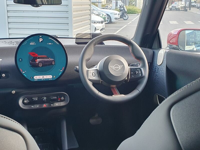 More views of MINI Hatch