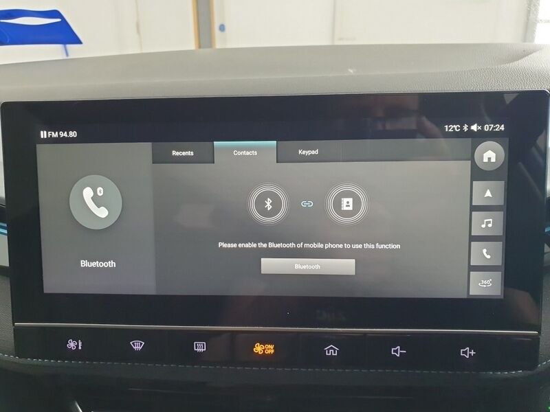 More views of MG MG5