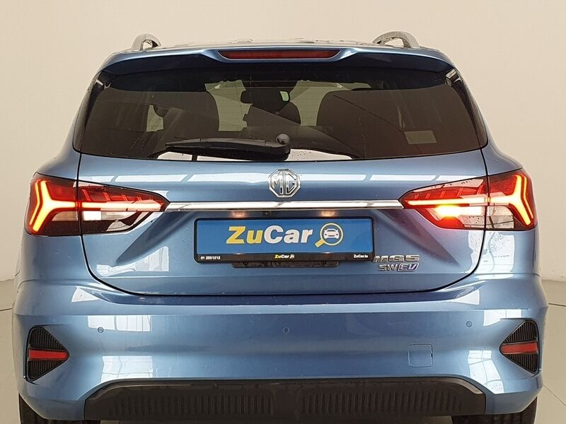 More views of MG MG5