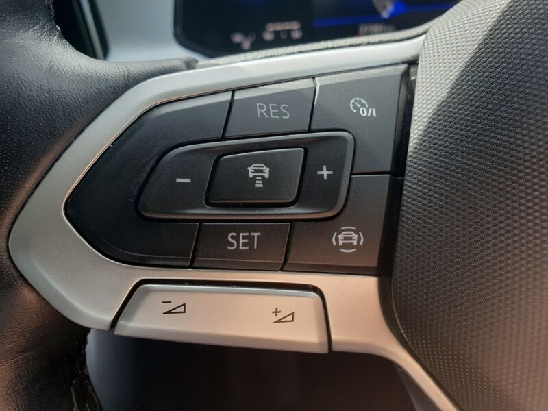 More views of Volkswagen T-Roc