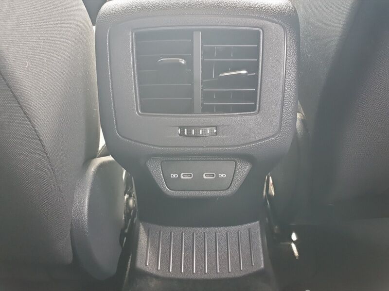 More views of Volkswagen T-Roc