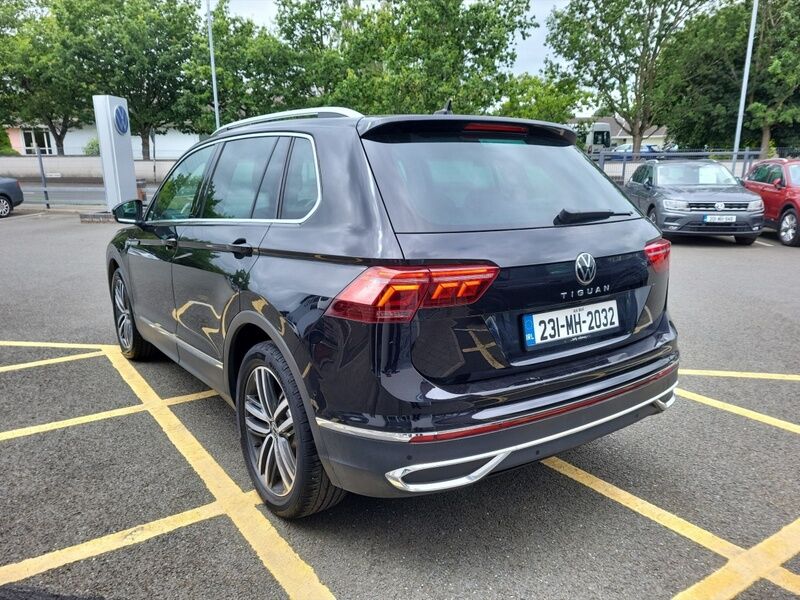 More views of Volkswagen Tiguan