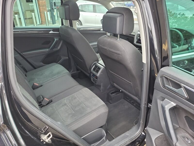 More views of Volkswagen Tiguan